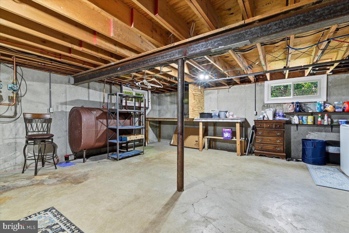 544 Maple Street photo 49