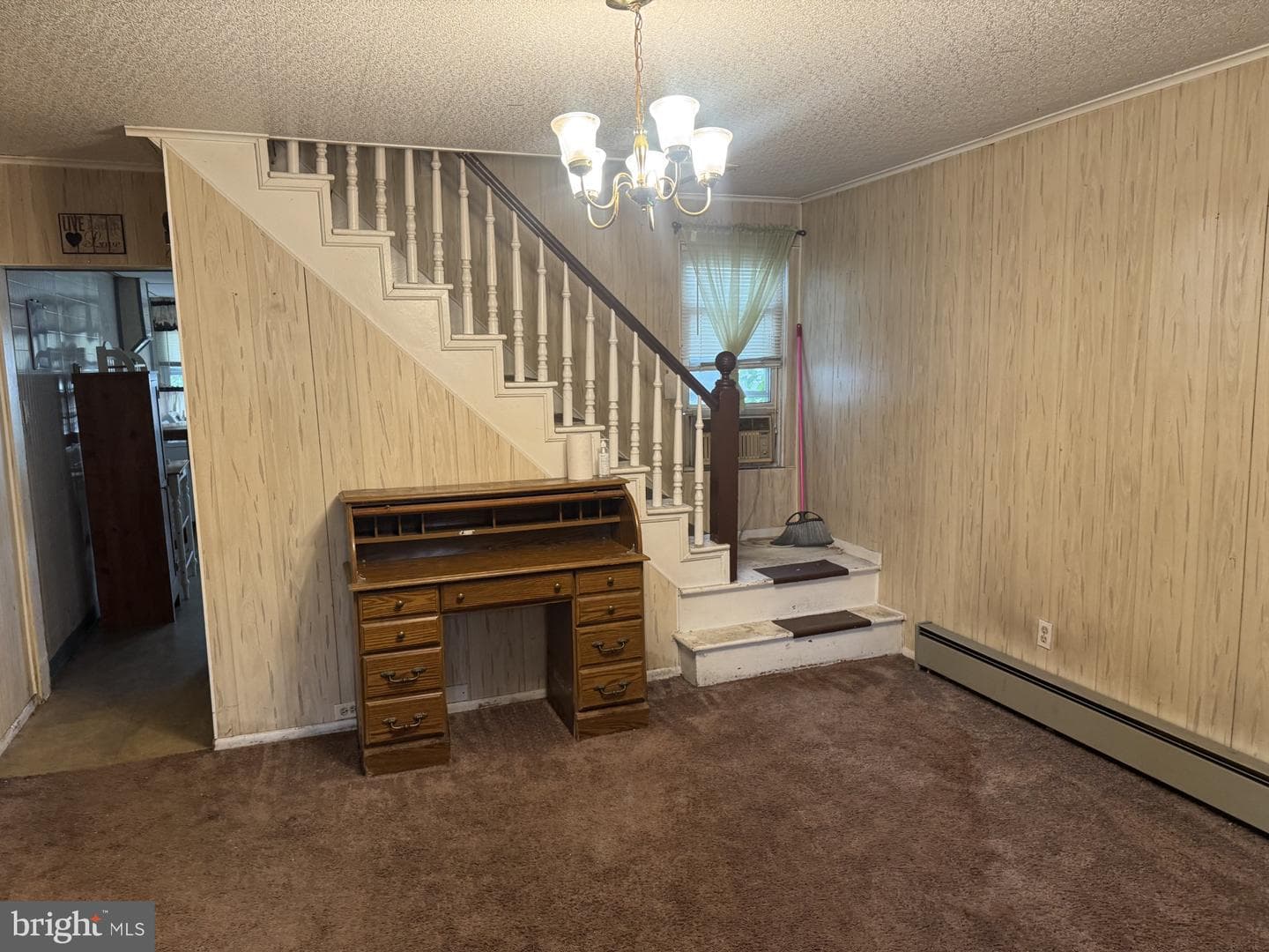 457 Carbon Street photo 2