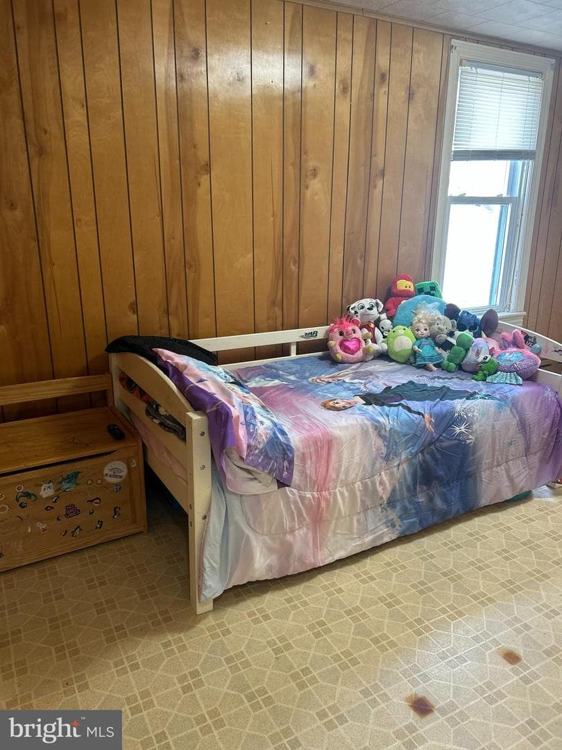 124 Long Avenue photo 6