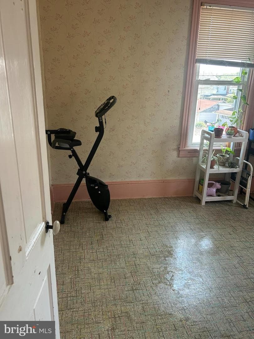 124 Long Avenue photo 8