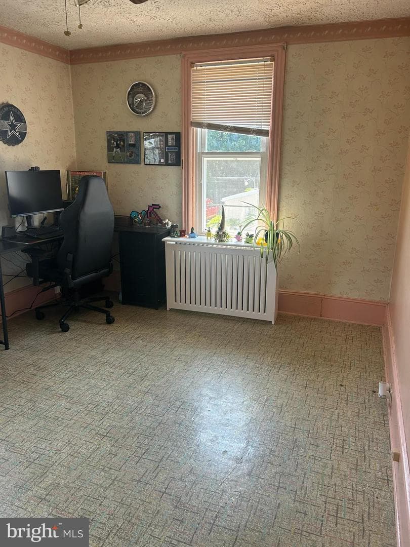 124 Long Avenue photo 9