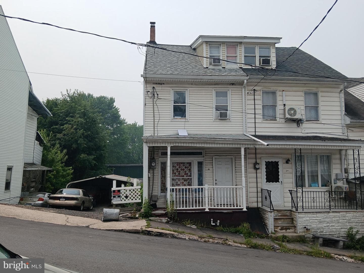 32 S Catherine Street photo 2