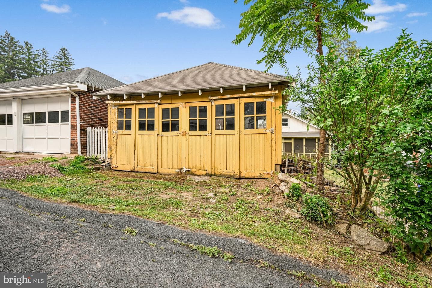 63 Grant Street photo 21