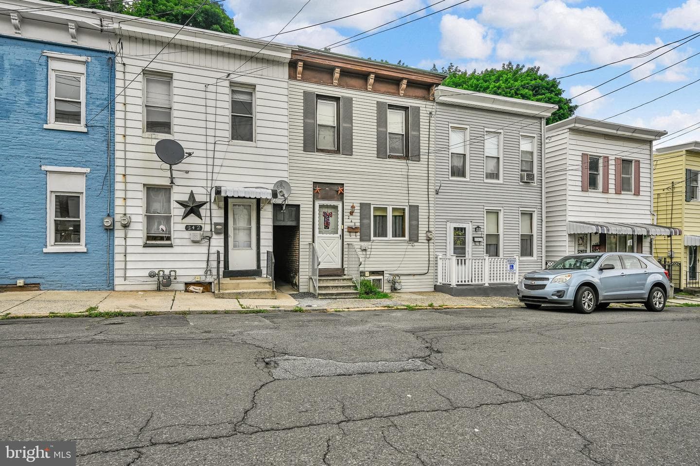 240 N 12th Street photo 3