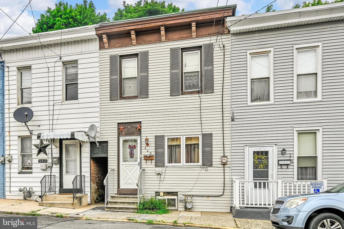 240 N 12th Street photo 6