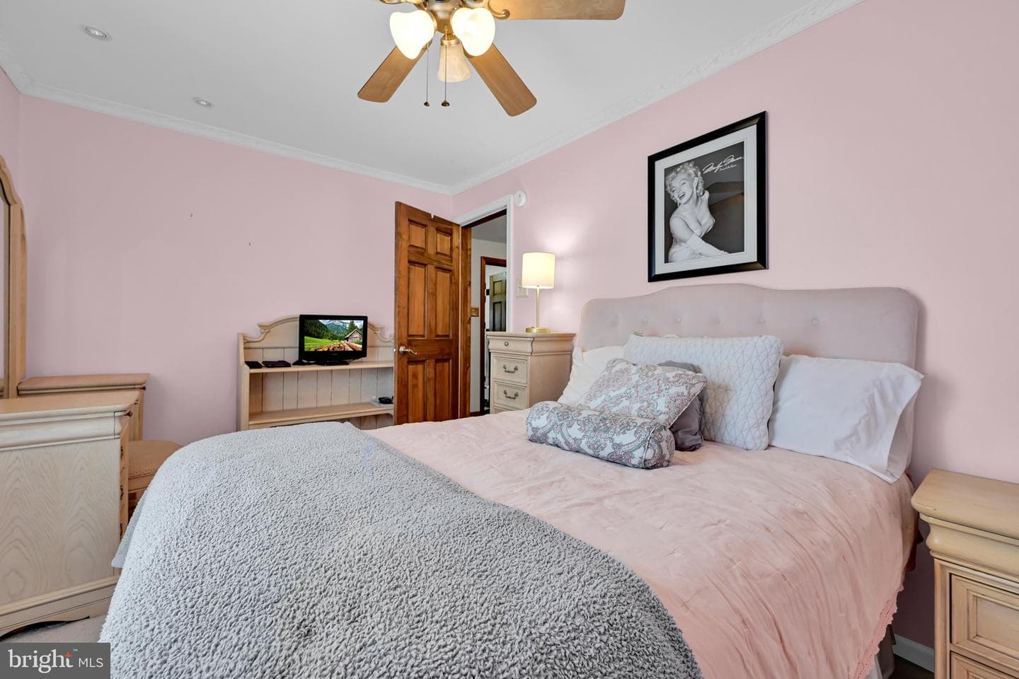 208 S Balliet Street photo 18