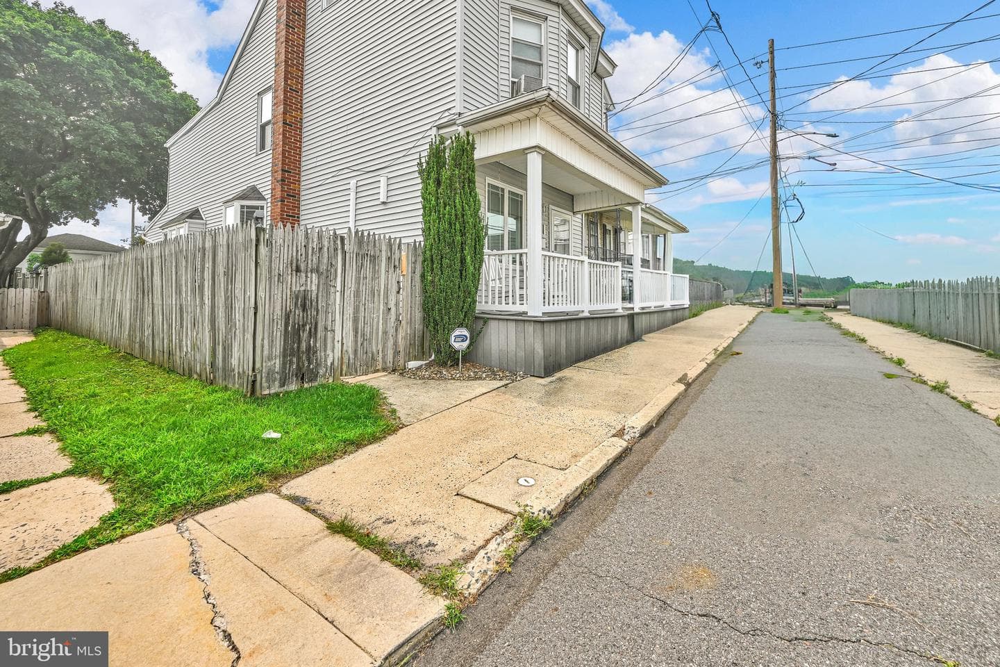 208 S Balliet Street photo 3