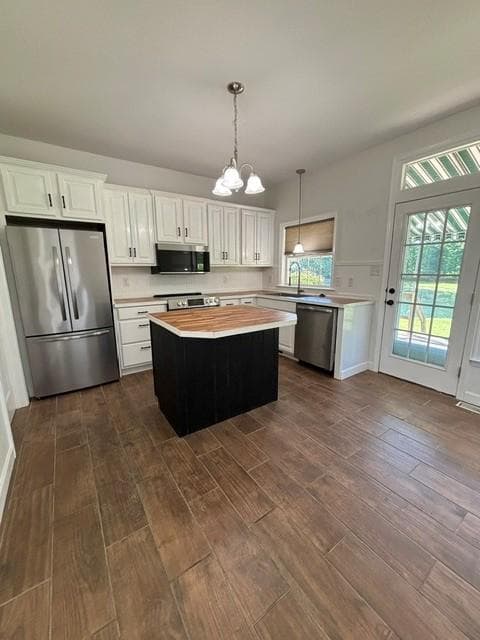 4104 Brookside Court photo 6