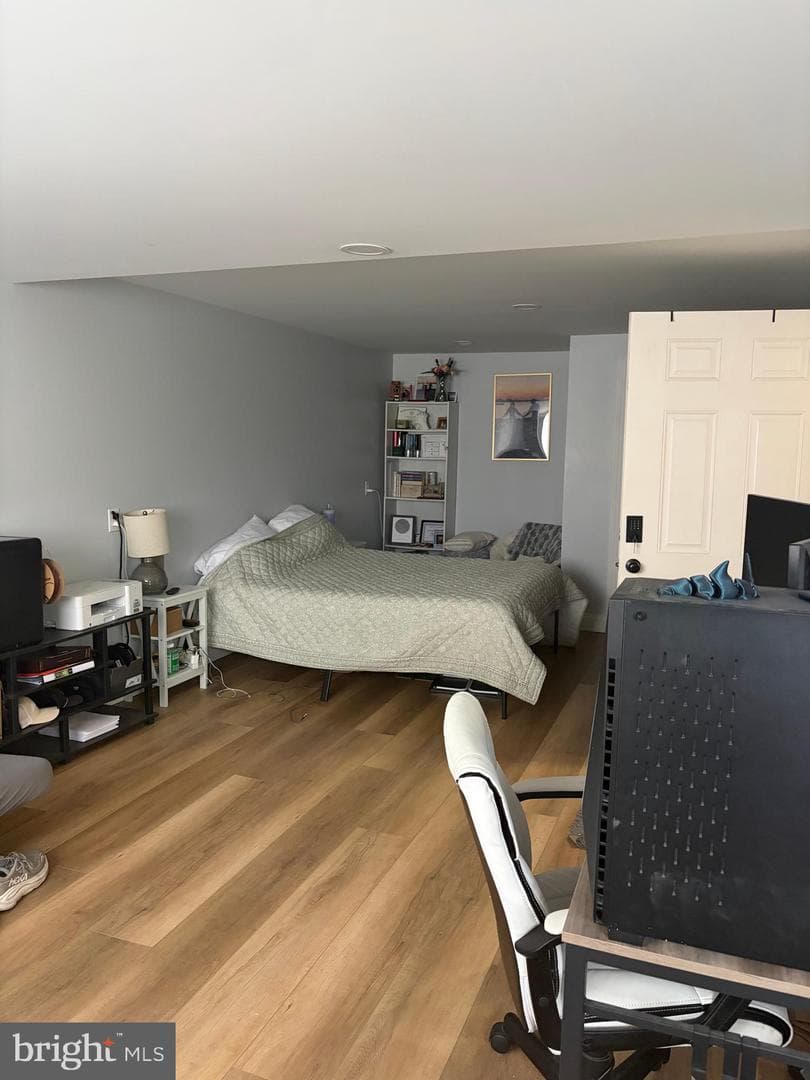 809 Fifth Street photo 22