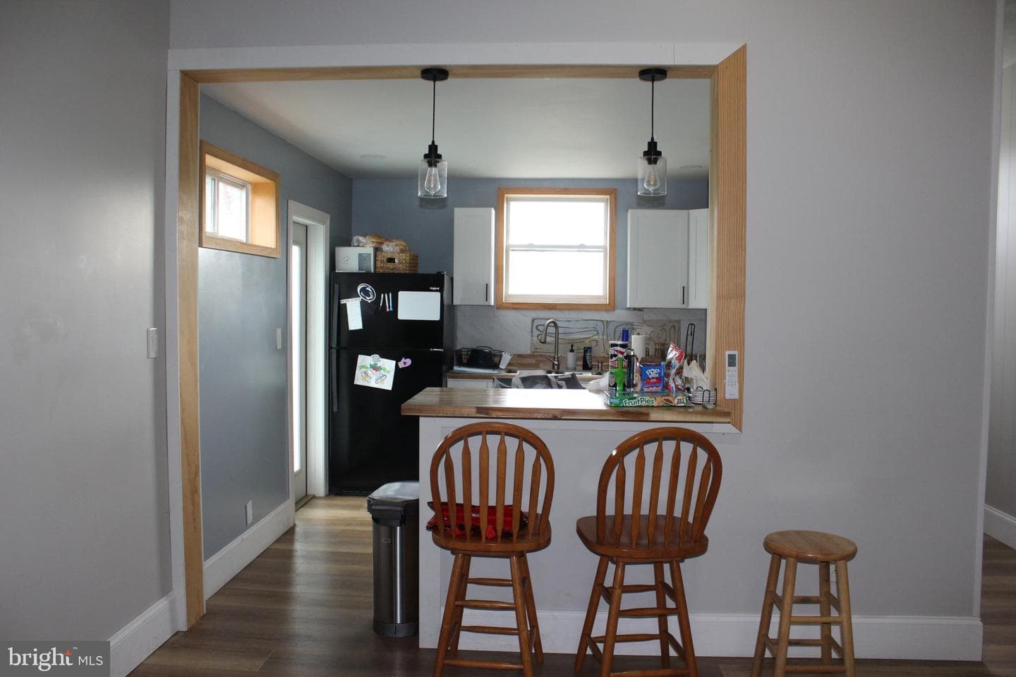 809 Fifth Street photo 9