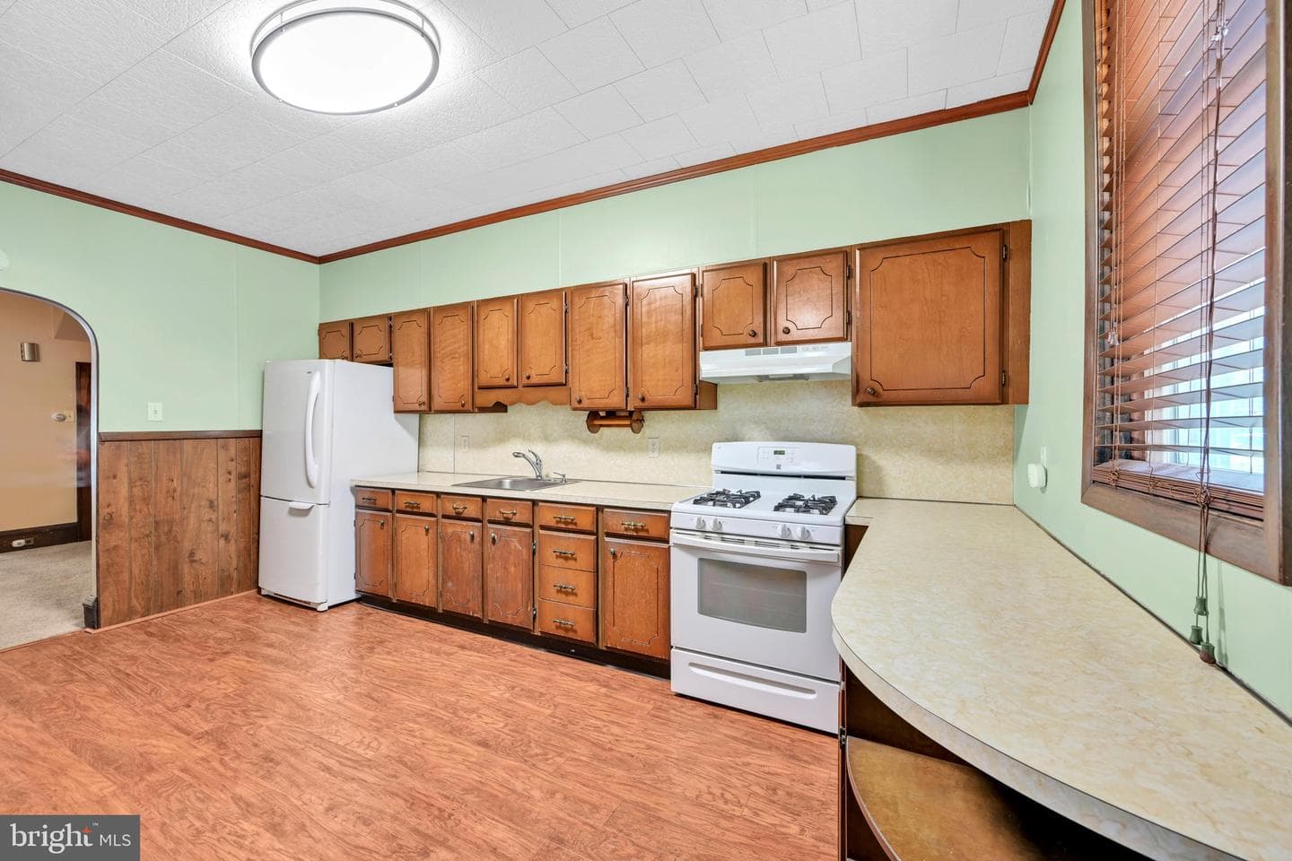 717 N Centre Street photo 11