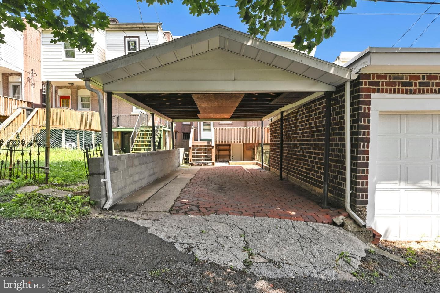 717 N Centre Street photo 26