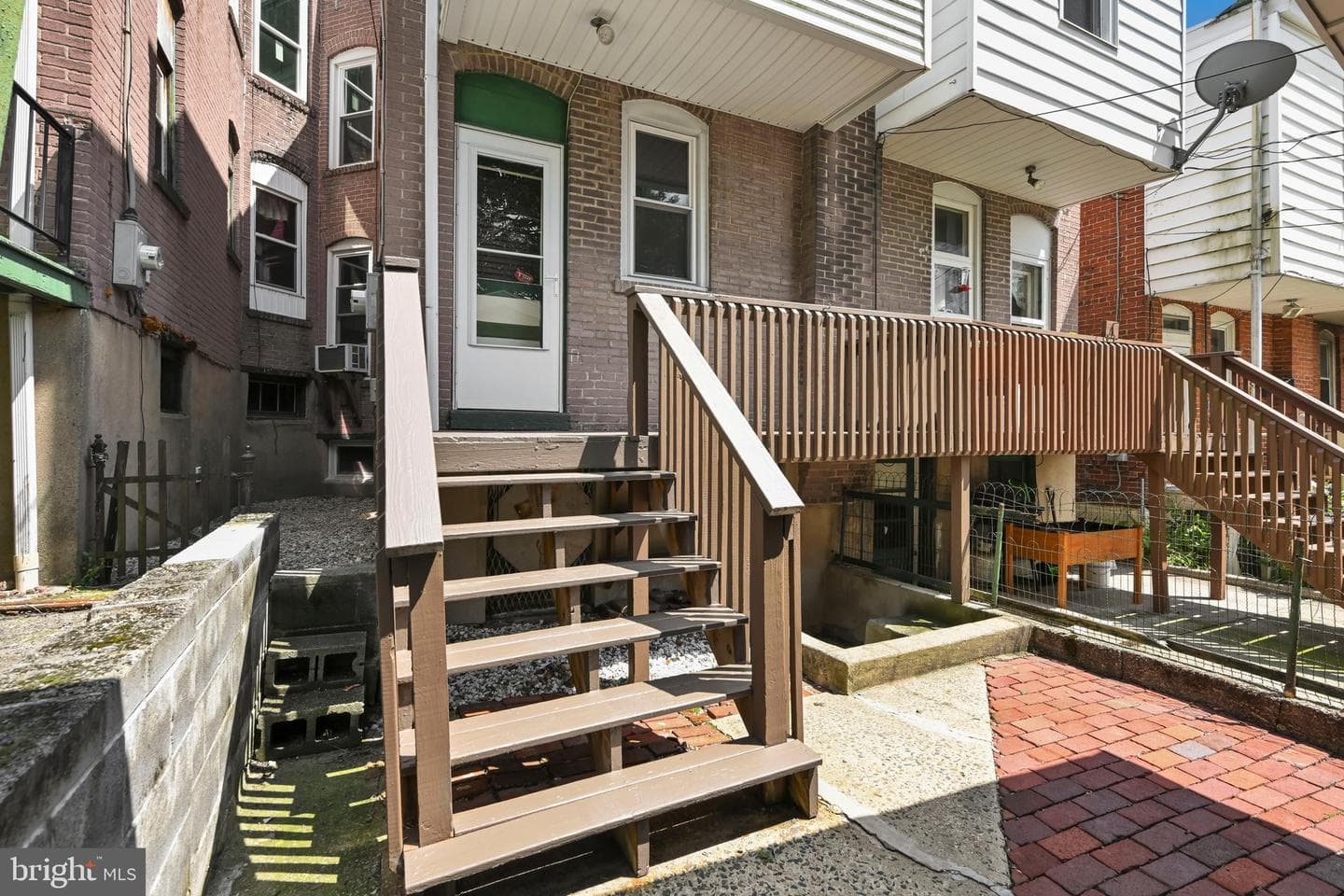 717 N Centre Street photo 30