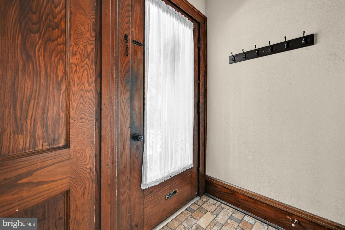 717 N Centre Street photo 4