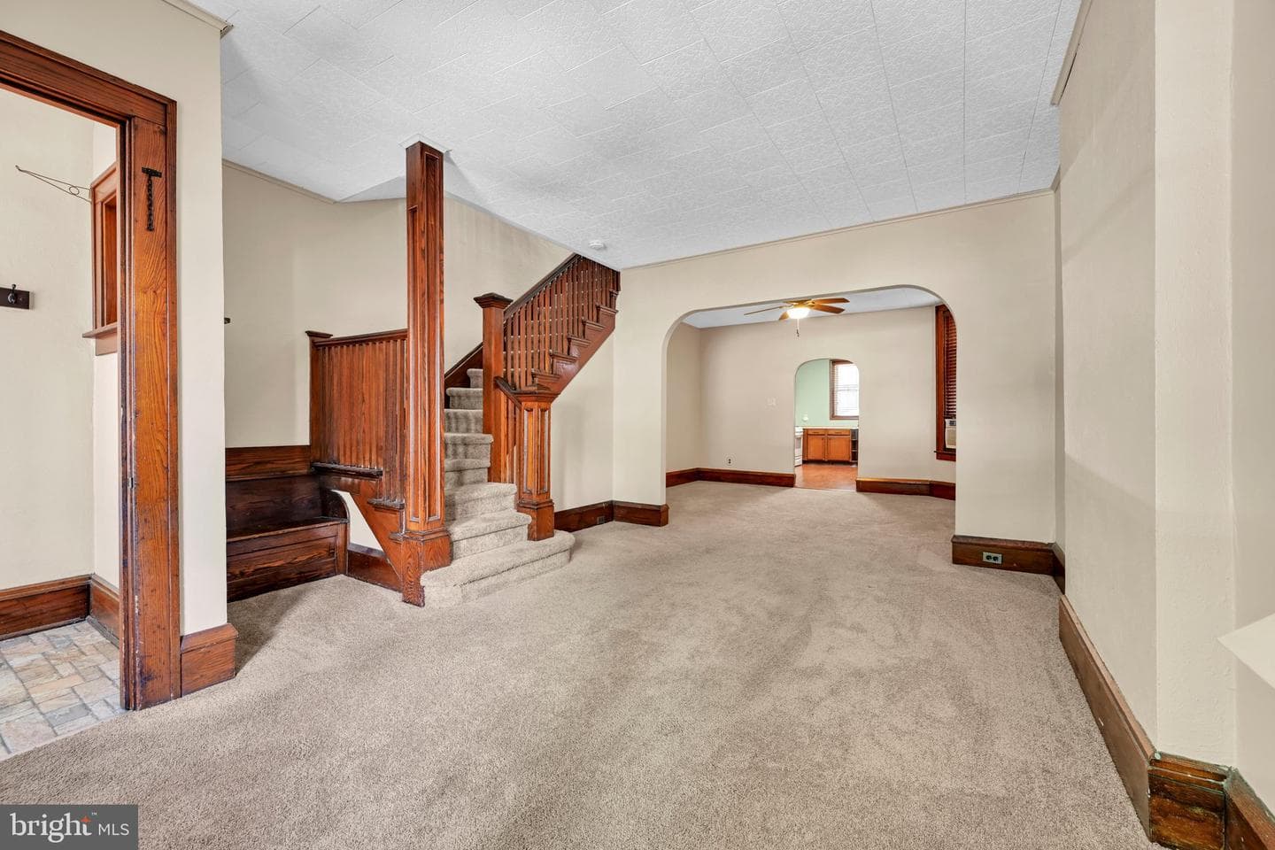 717 N Centre Street photo 5