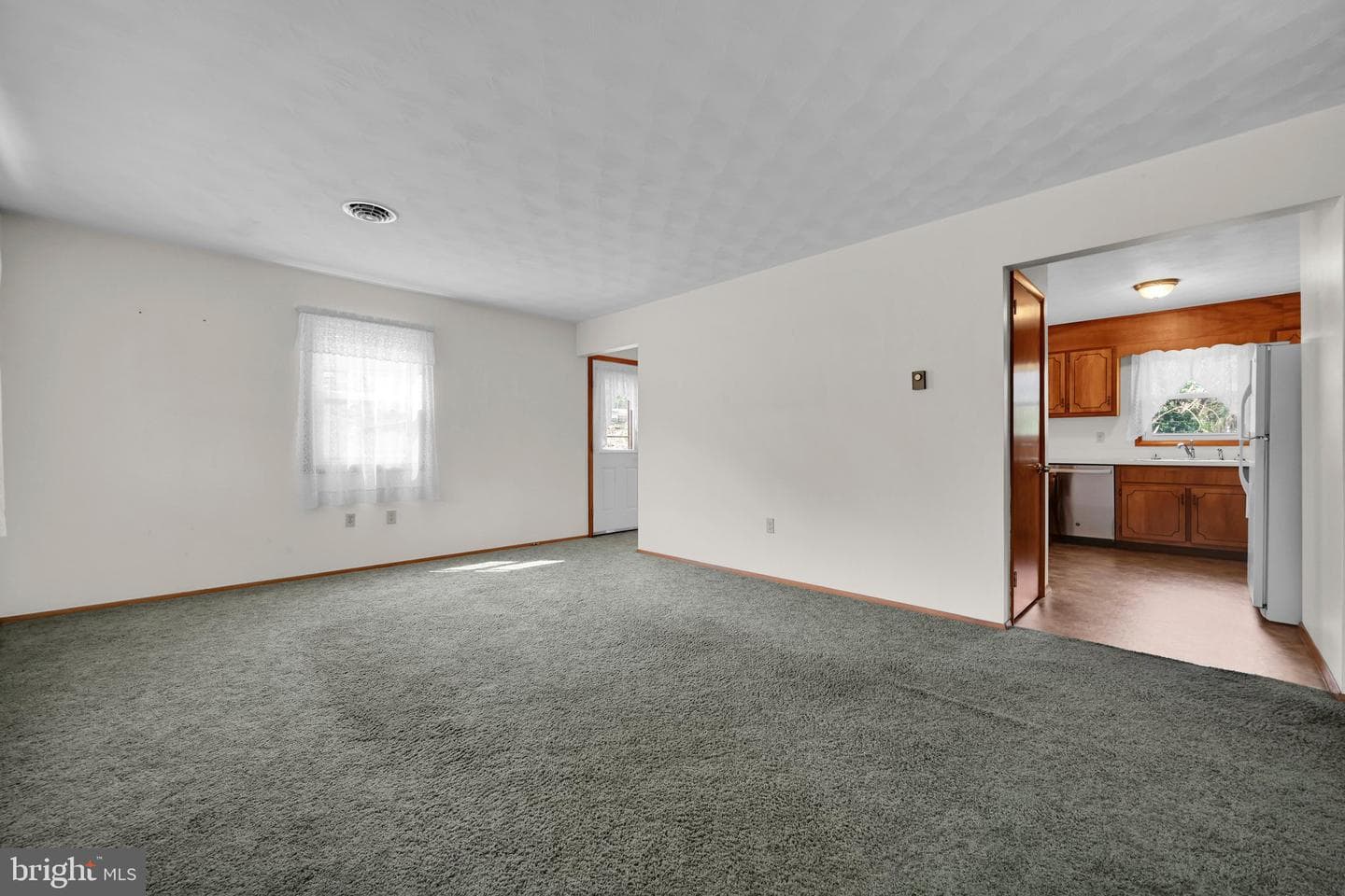 5 Elmer Avenue photo 7