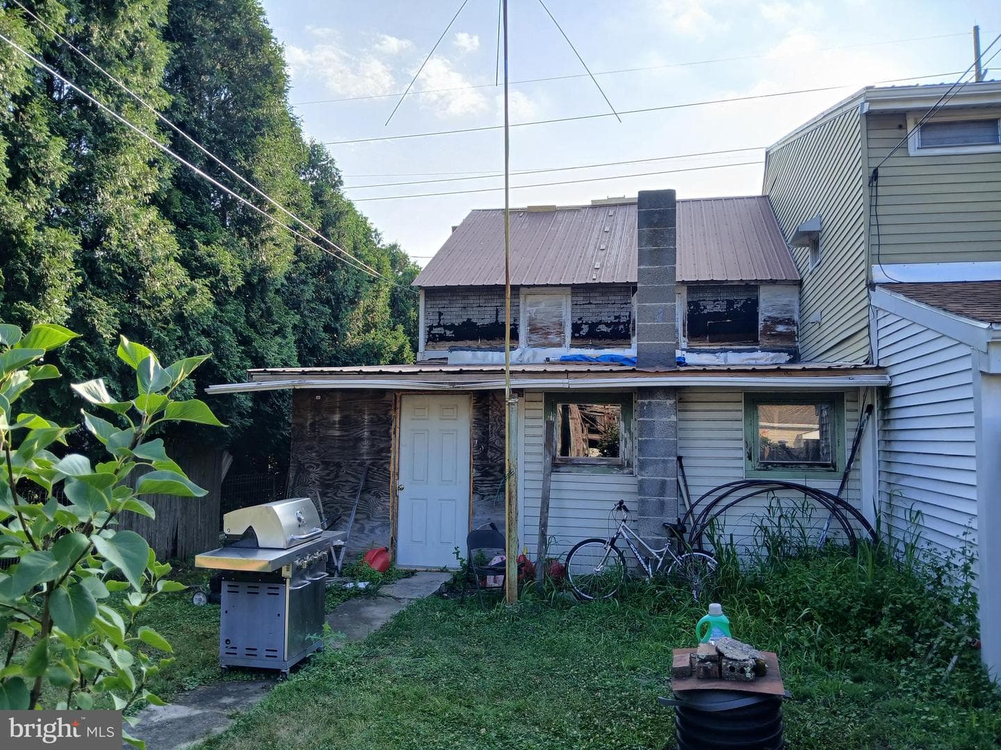 214 E Railroad Avenue photo 6