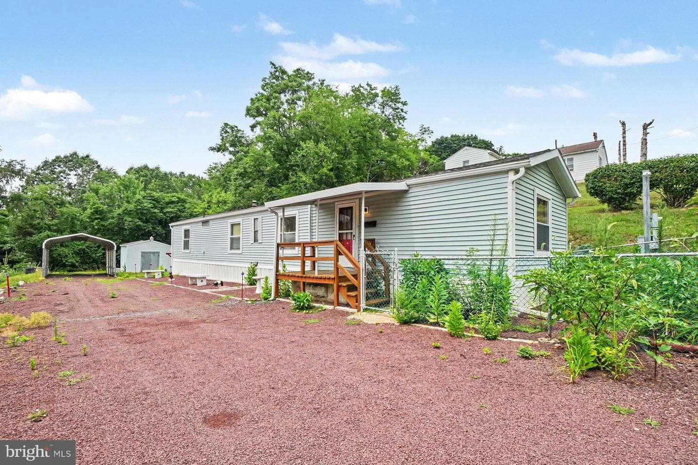 17 Albert Boulevard photo 2