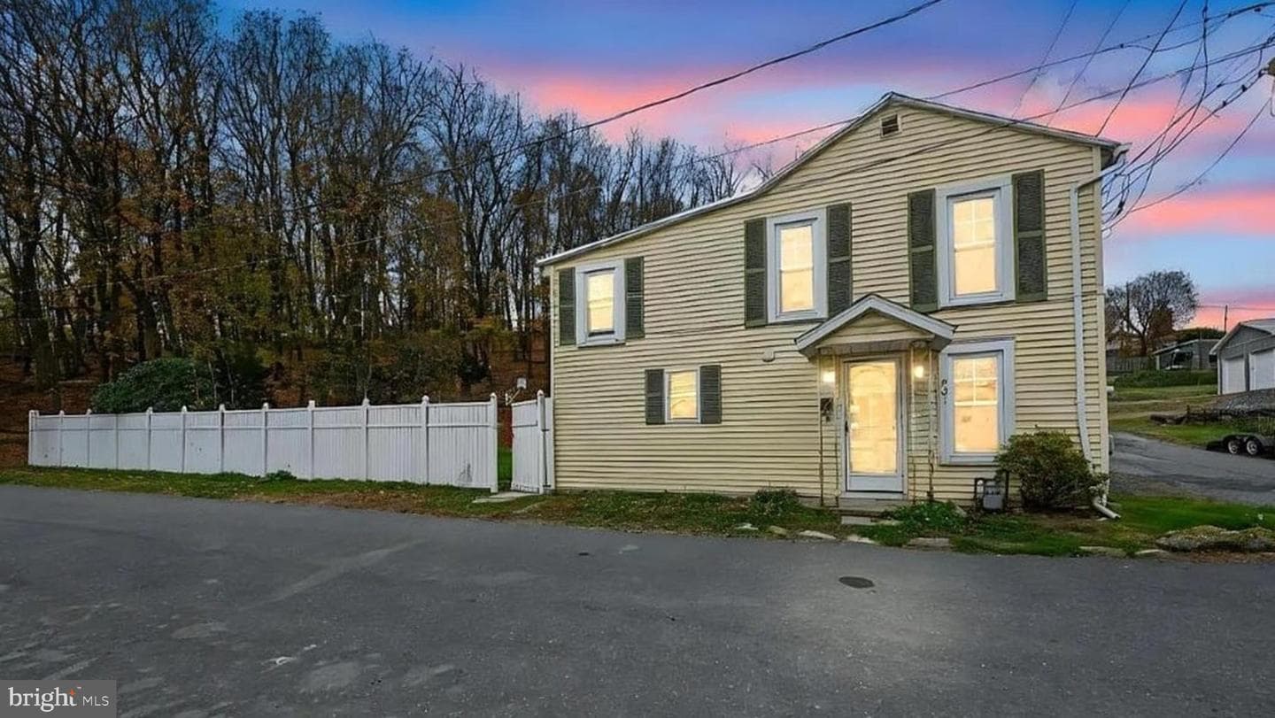 901 Fairview Street, Pottsville