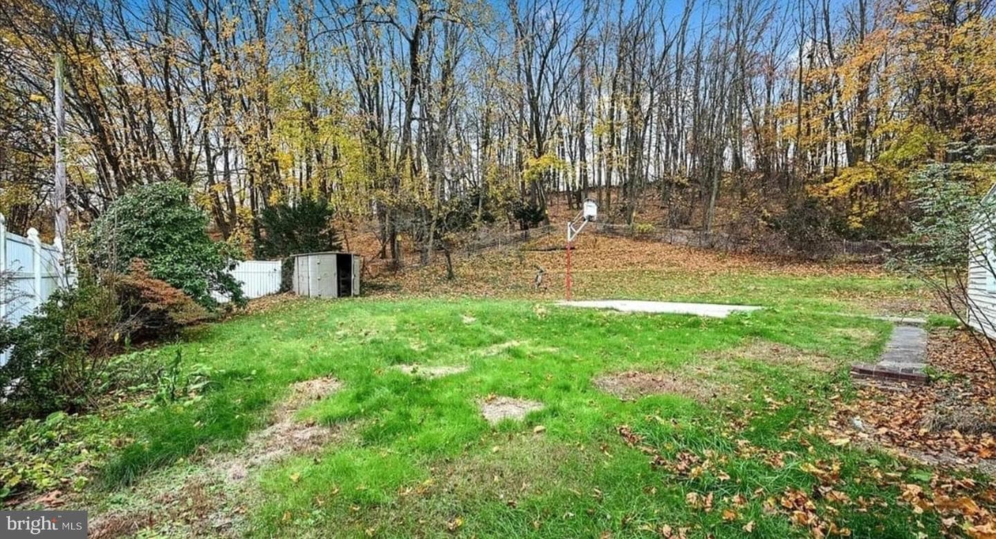 901 Fairview Street photo 26