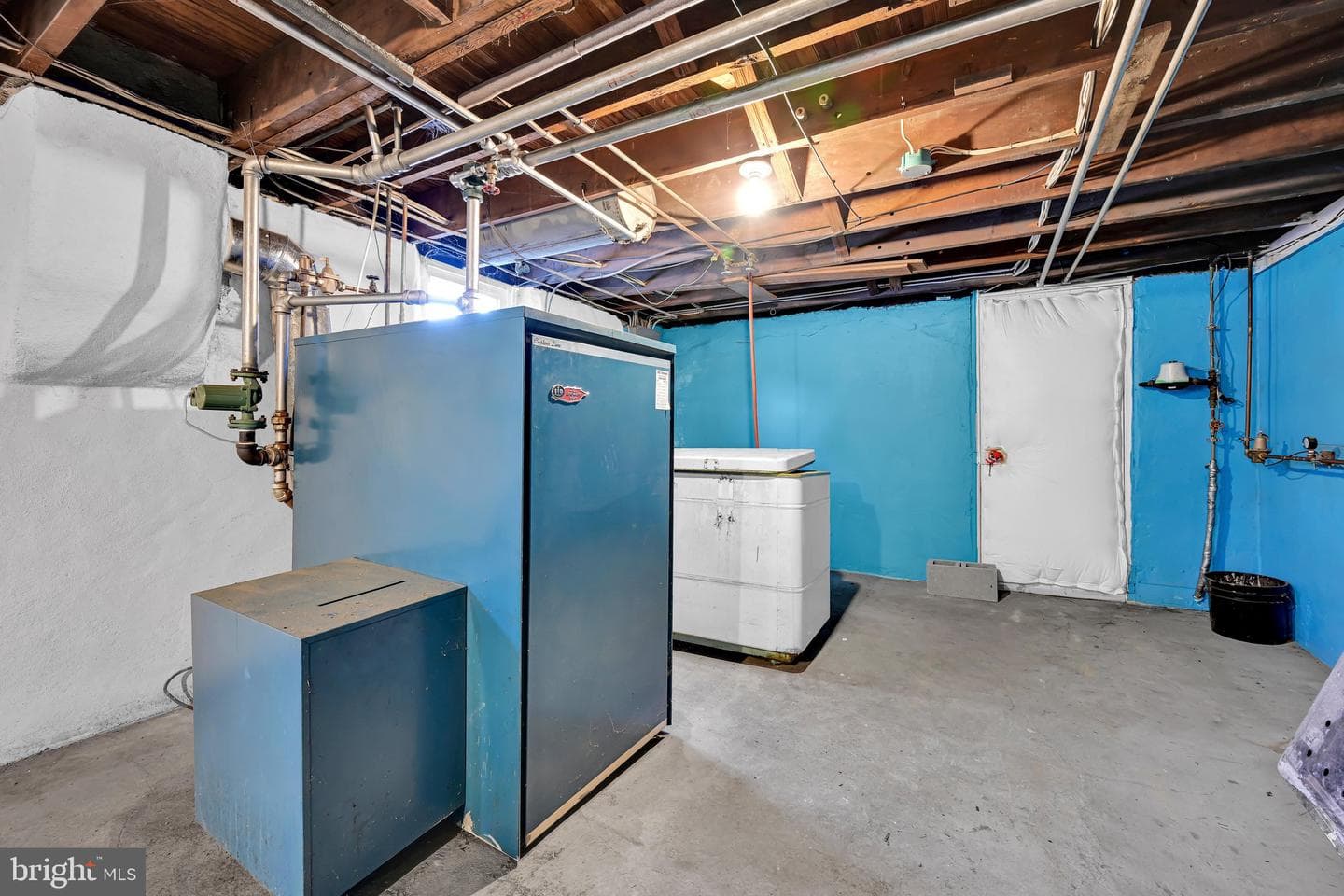1427 Seneca Street photo 28