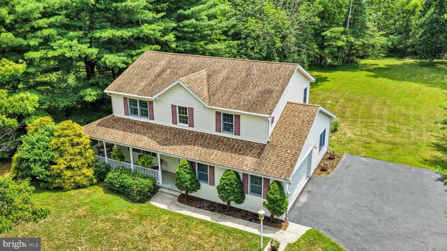 3090 Village Road photo 4