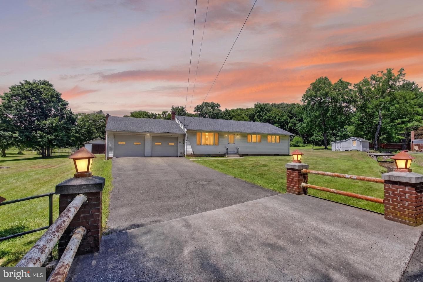 51 Reynolds Road photo 31