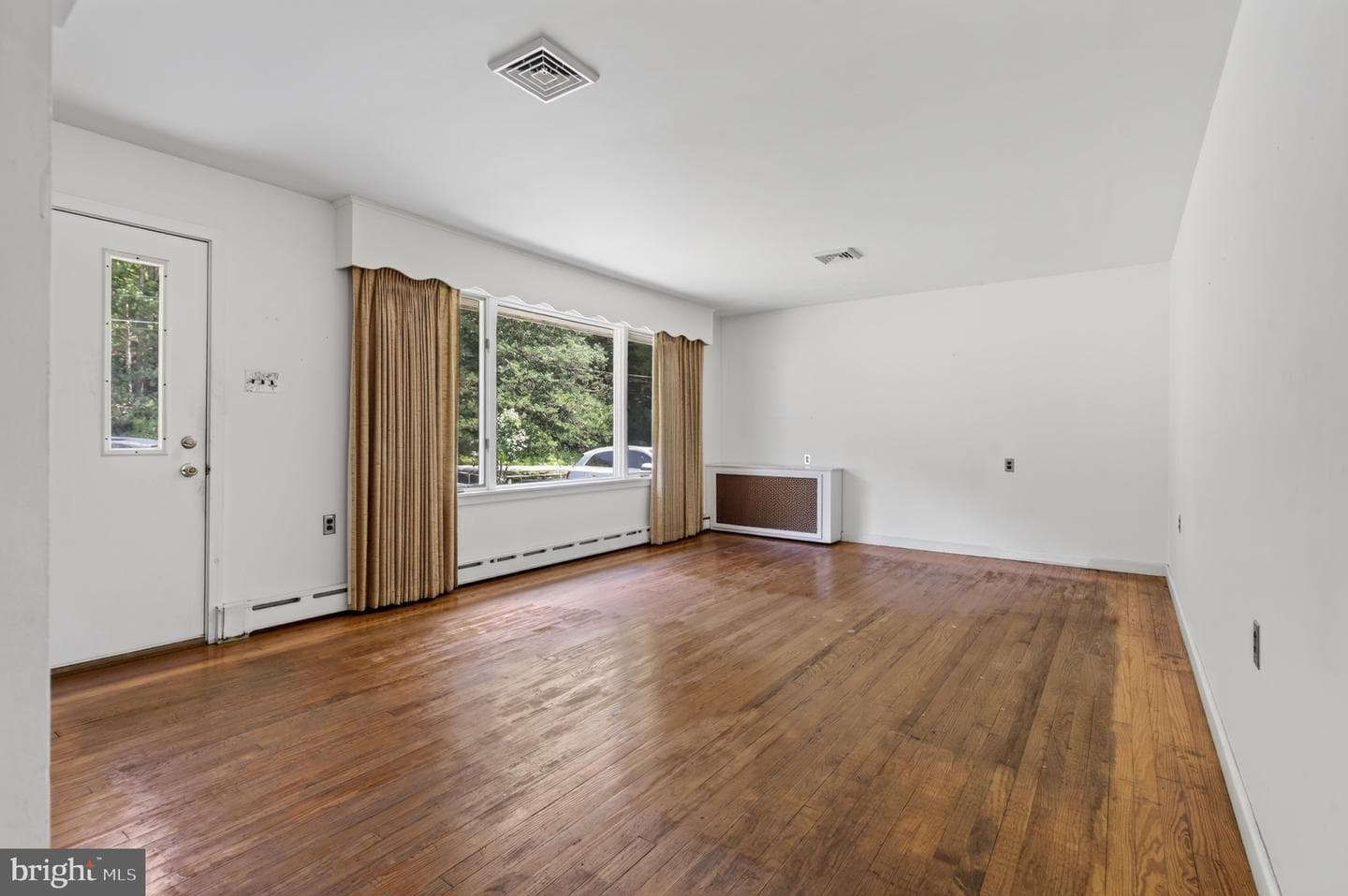 51 Reynolds Road photo 35