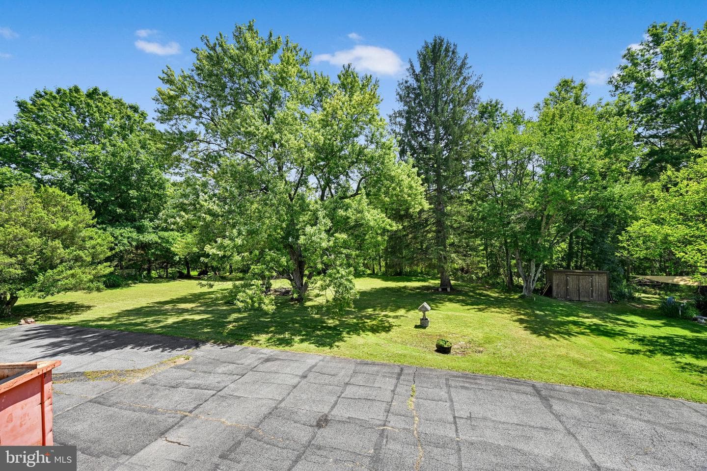 182 E Adamsdale photo 41