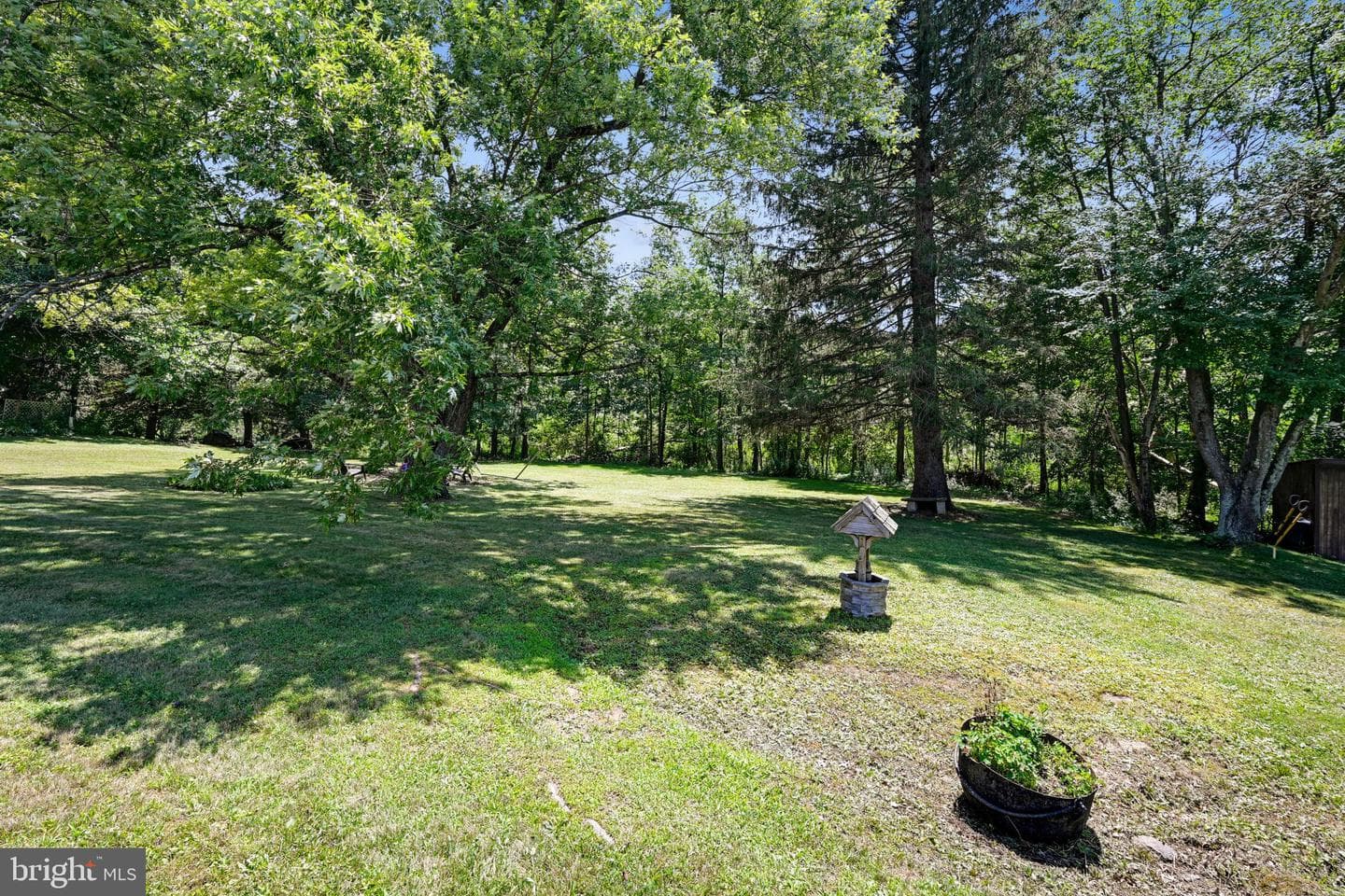 182 E Adamsdale photo 42