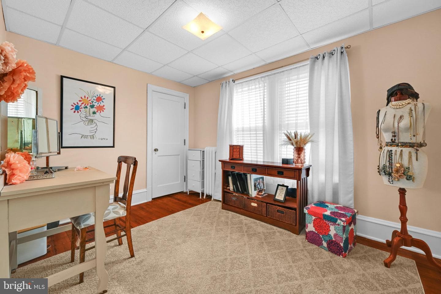 2064 W Market Street photo 18