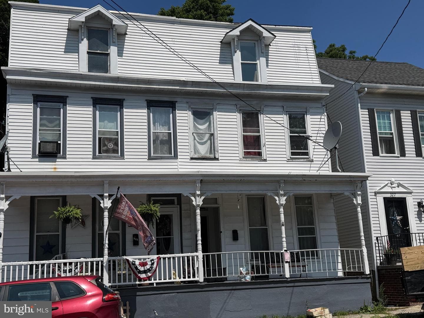 325 W Coal Street photo 1