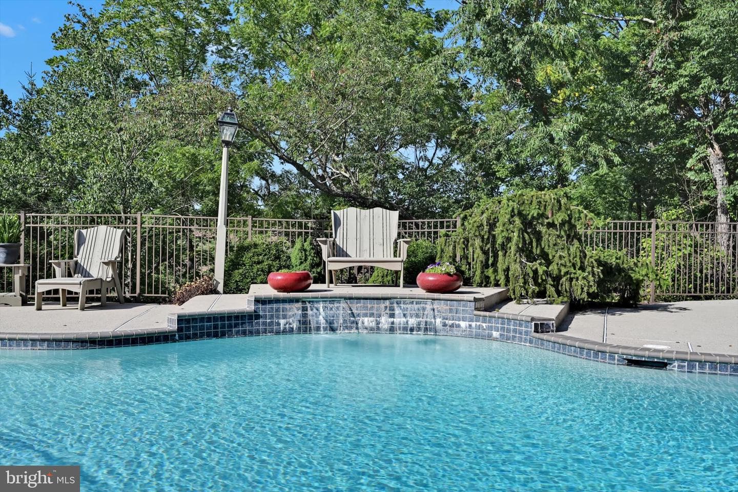 1161 Sunset Drive photo 4