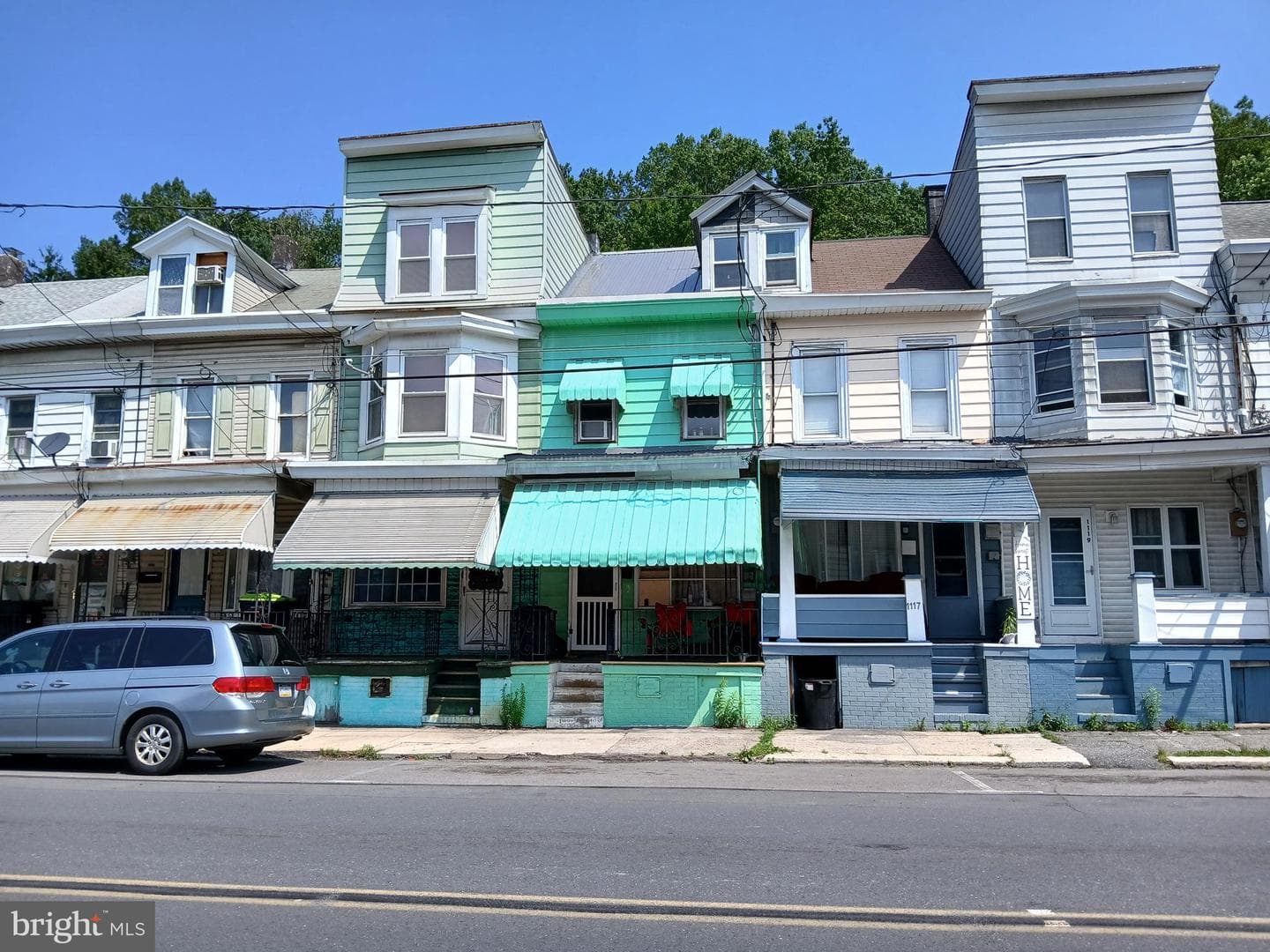 1115 E Centre Street photo 6