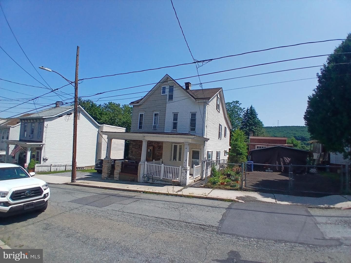 433 Harrison Street photo 2