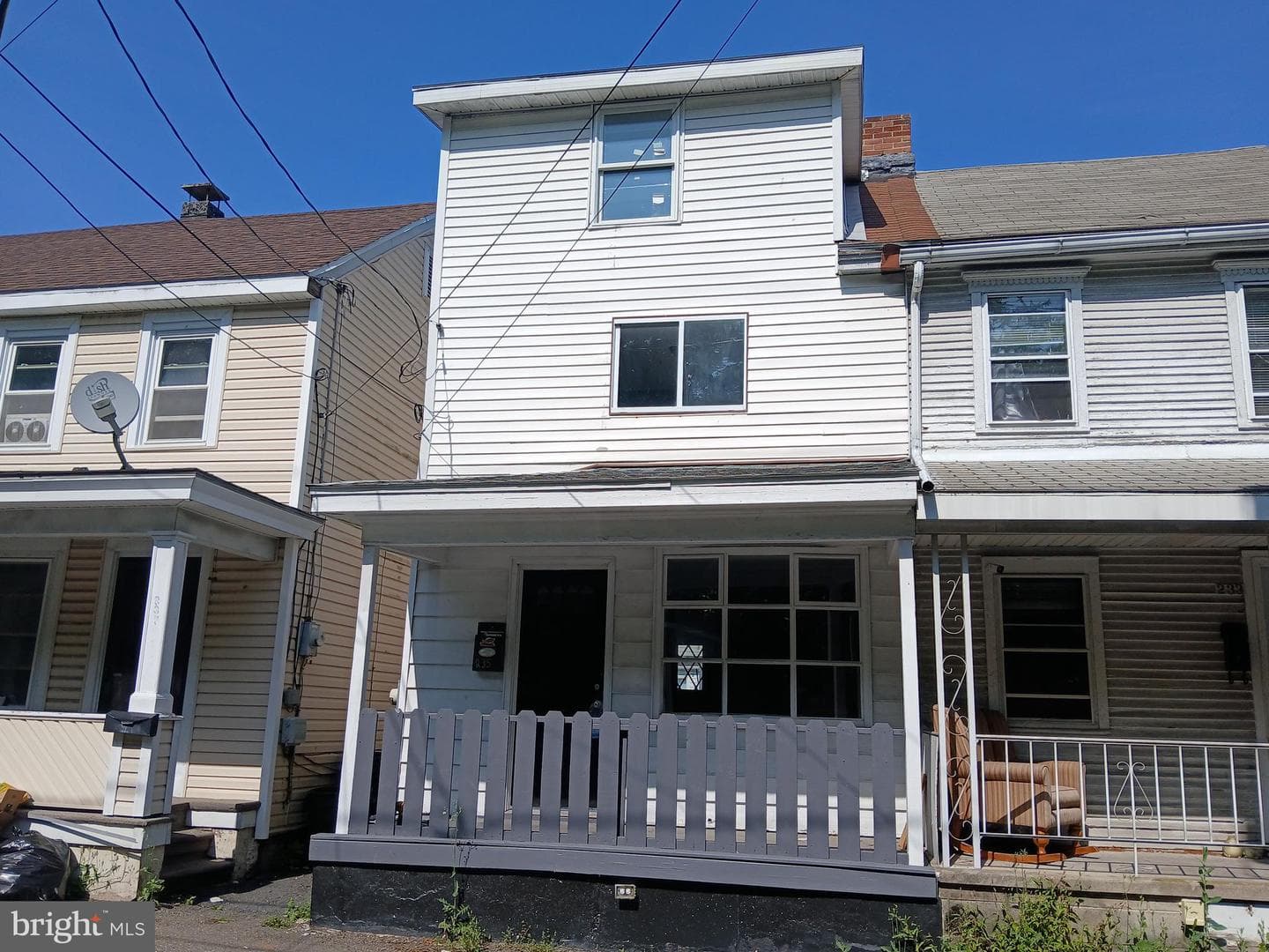 235 N Front Street photo 1