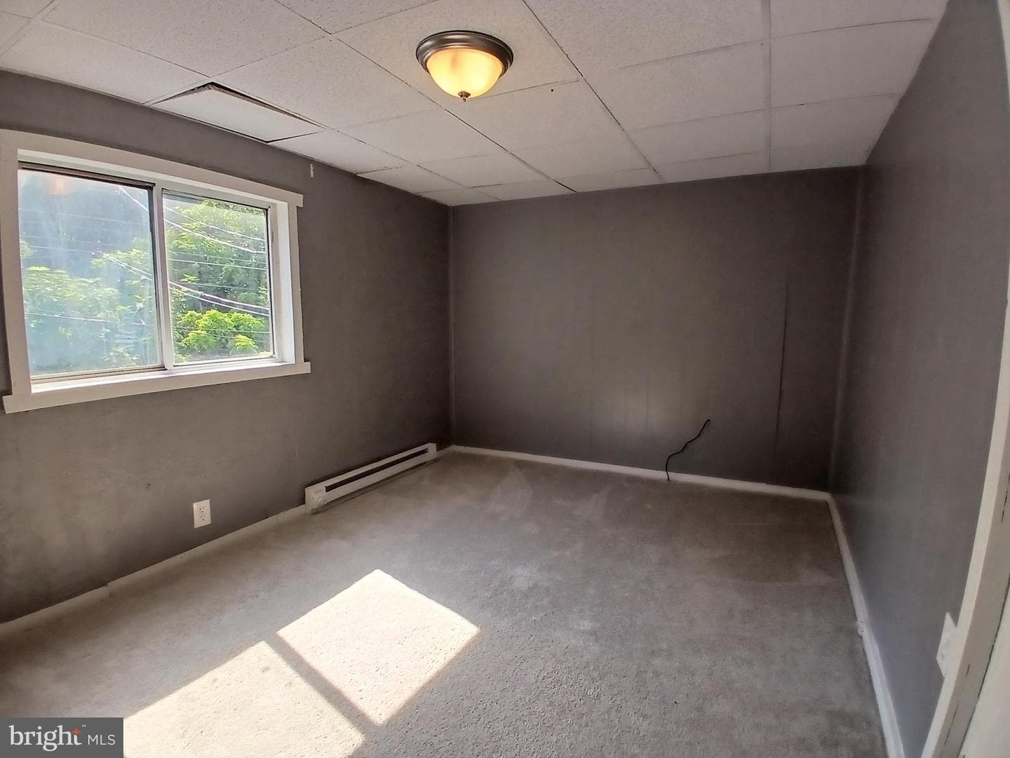 235 N Front Street photo 8
