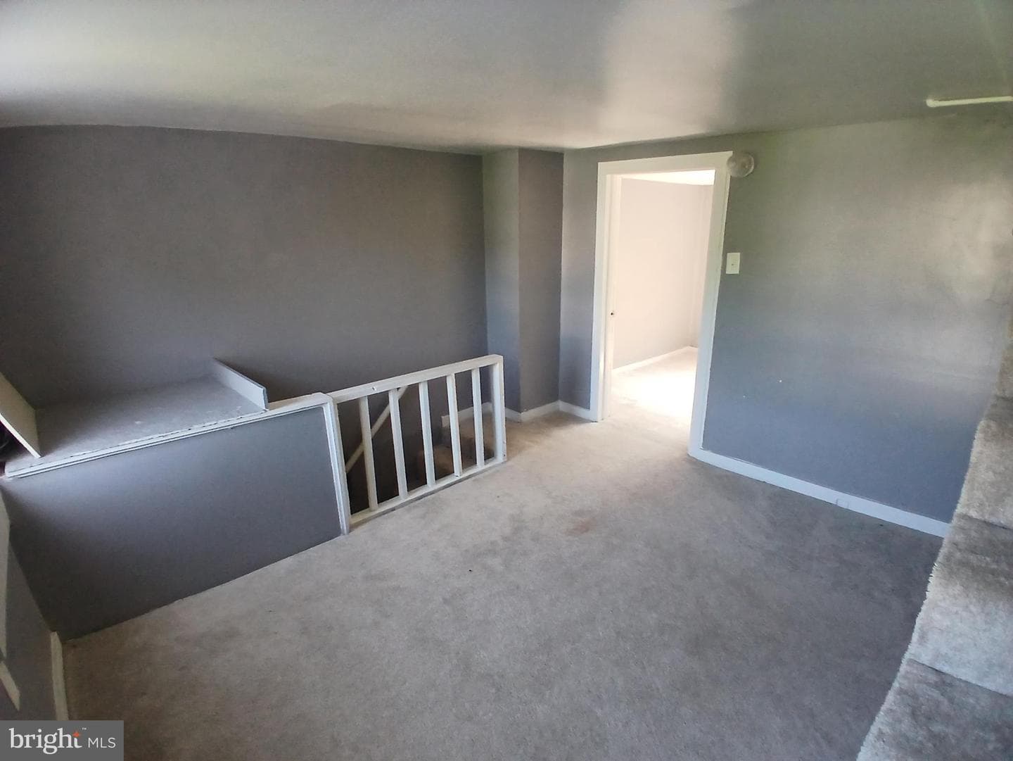 235 N Front Street photo 9