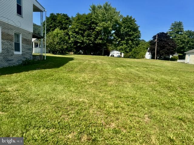 410 Carrie Street photo 3