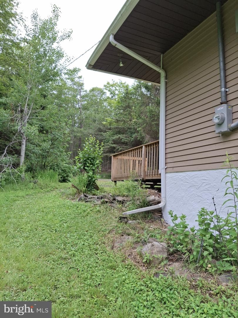 1070 Hayes Road photo 5