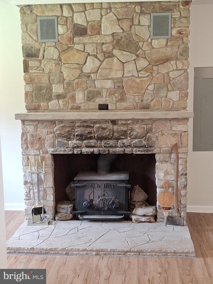 1070 Hayes Road photo 8