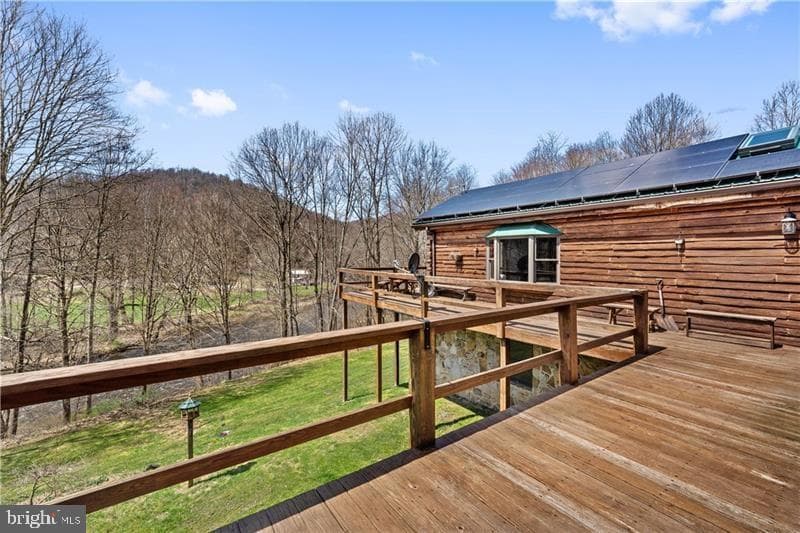 2095 Humbert Road photo 4