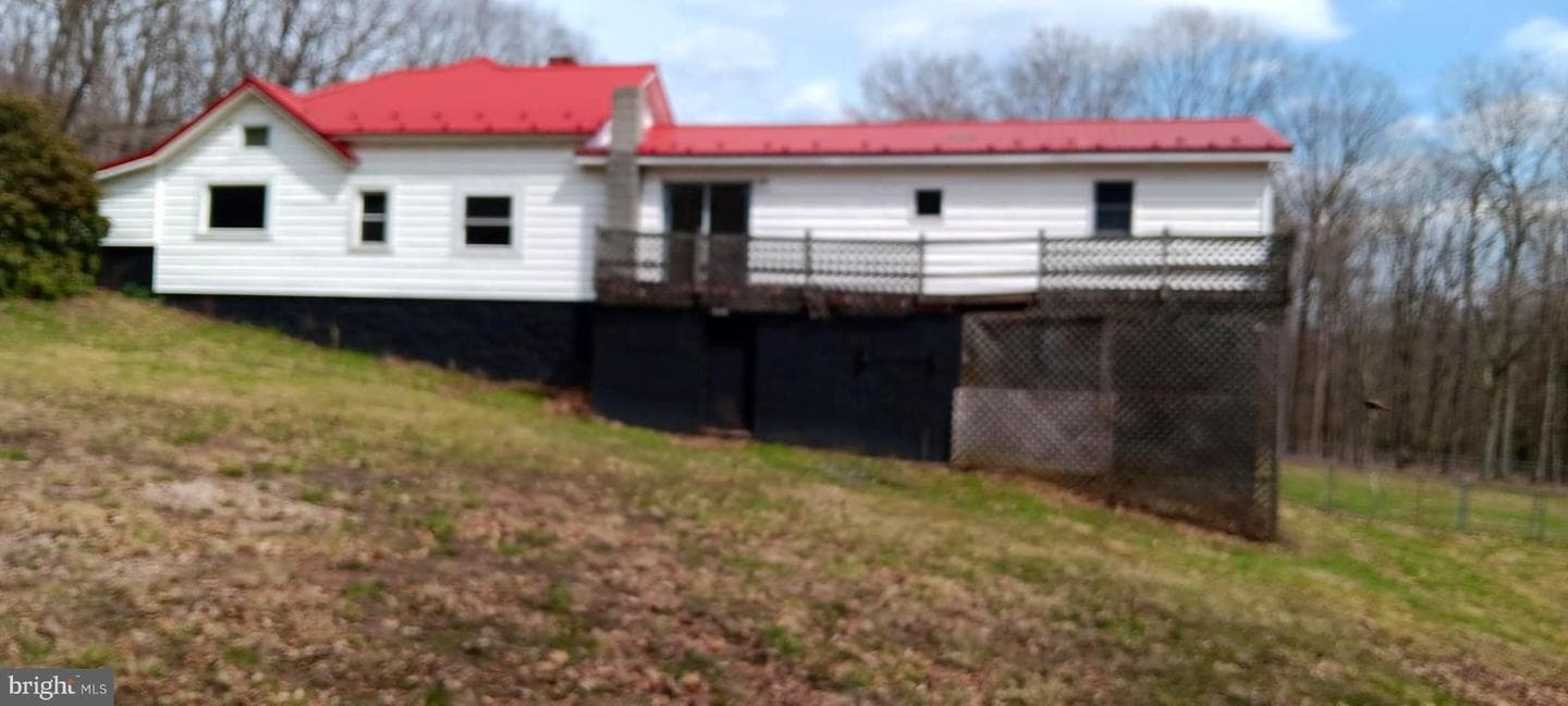1243 Shaffer Mountain Road photo 2