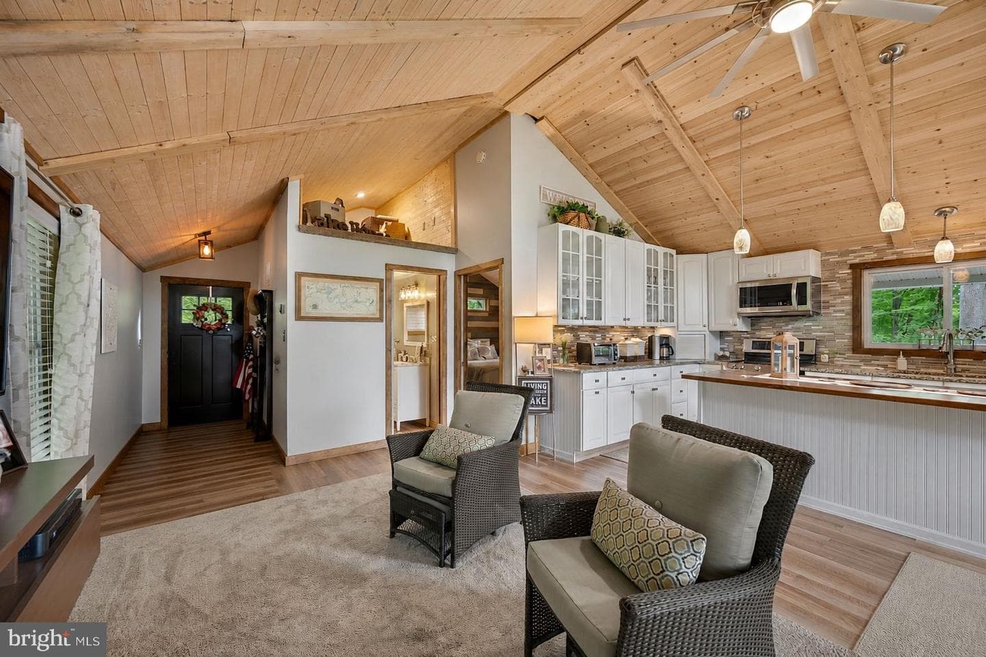 112 Scenic View Dr photo 5