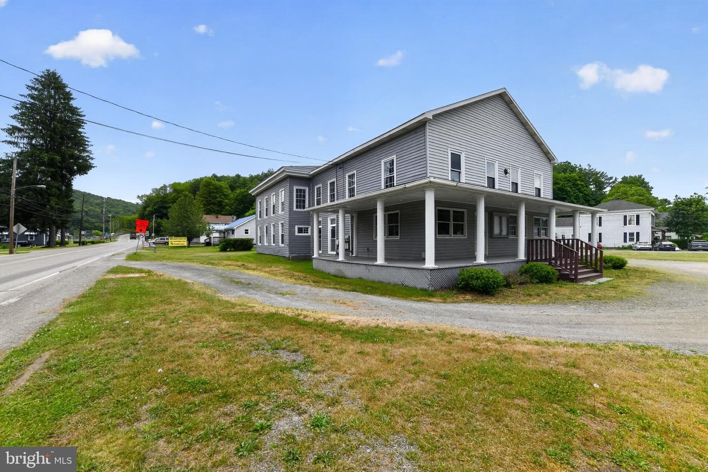 464 Main Street, New Milford