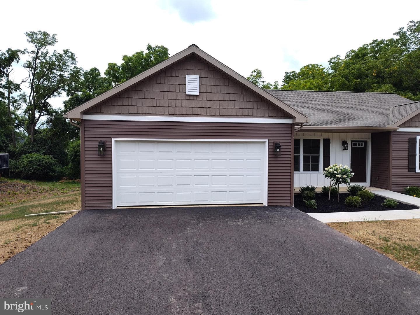 85 Old Colony Rd, Selinsgrove