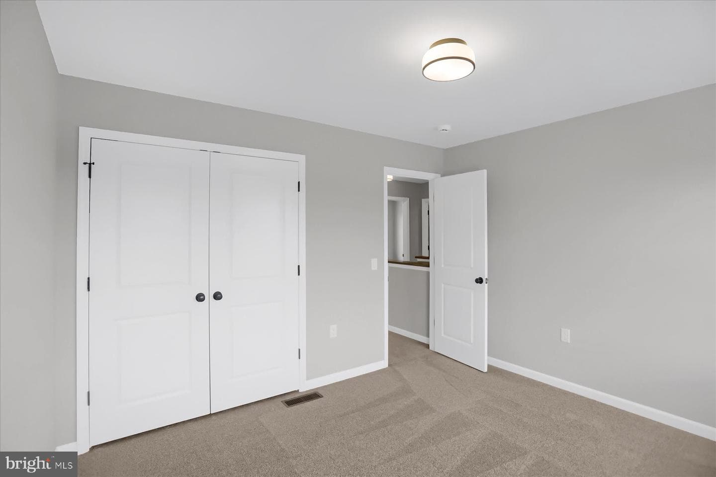 594 Augusta Drive photo 18
