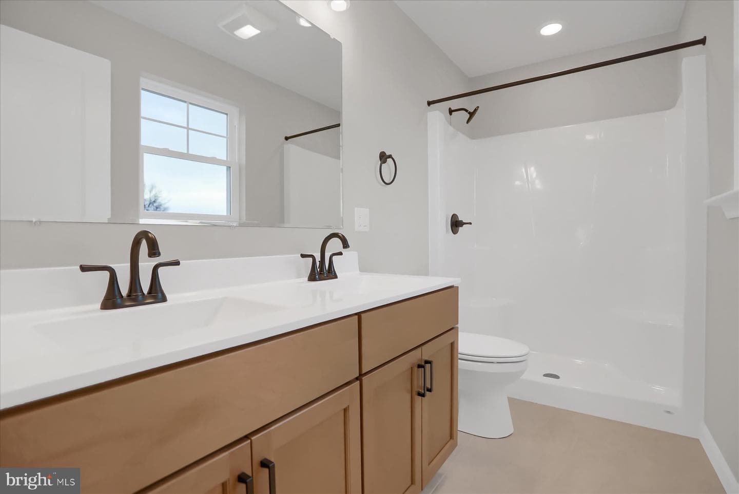 594 Augusta Drive photo 32