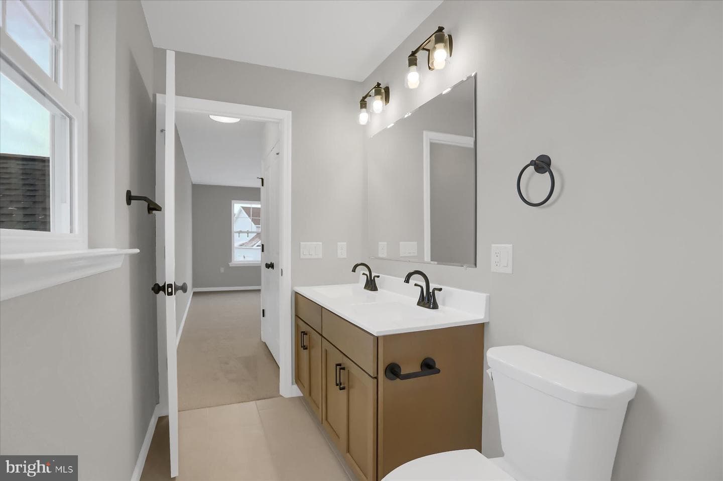 594 Augusta Drive photo 33