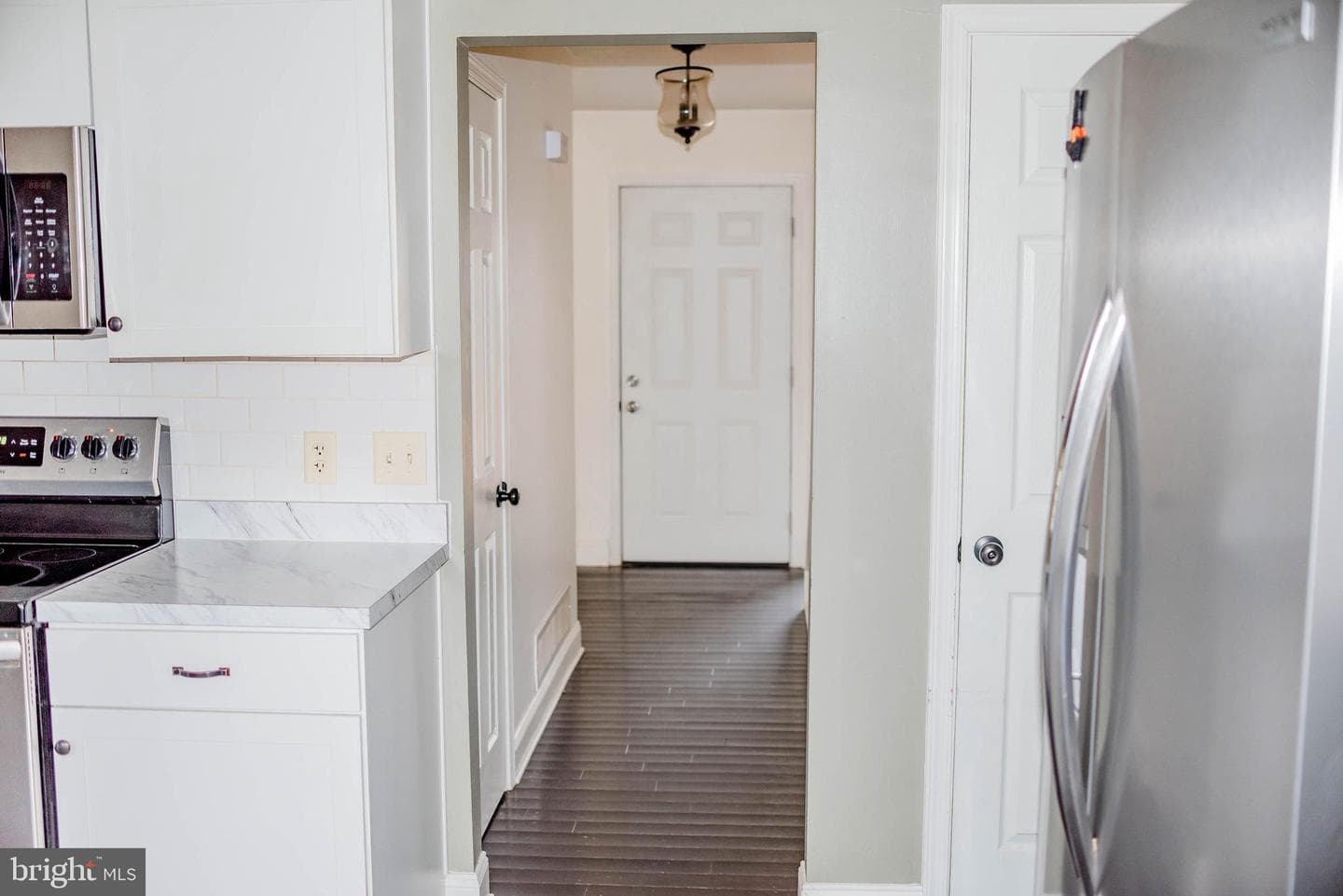 8 Garden Circle photo 9